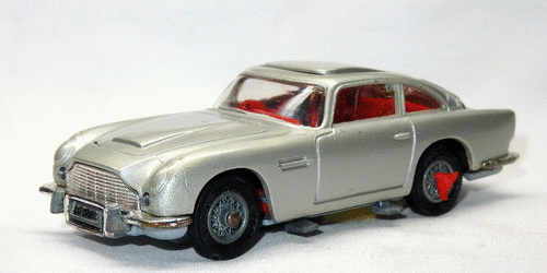 ASTON MARTIN DB5 11