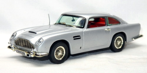 ASTON MARTIN DB5