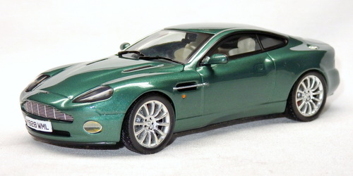 ASTON MARTIN V12 VANQUICHE