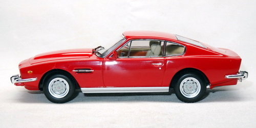 ASTON MARTIN V8 COUPE