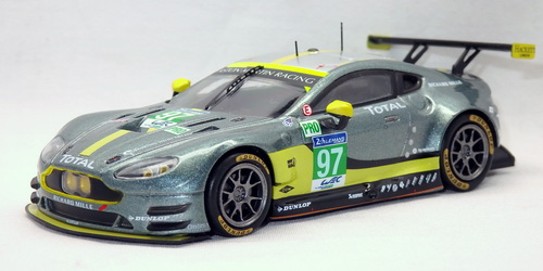 aston martin v12 vanquiche