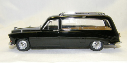 DAIMLER DS420 HEARSE 2