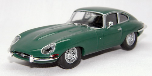 JAGUAR E TYPE COUPE 9