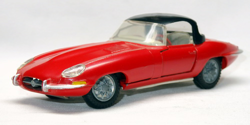 JAGUAR E TYPE 5