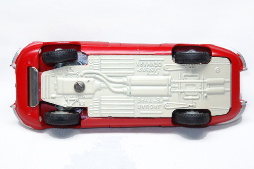 JAGUAR E TYPE 9
