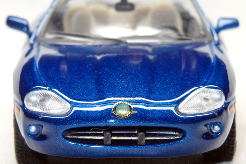 JAGUAR XK8 (X100) CONVERTIBLE 3