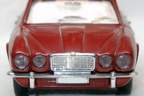 JAGUAR XJ12 1