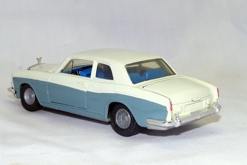ROLLS ROYCE SILVER SHADOW 2-DOOR SALOON 4