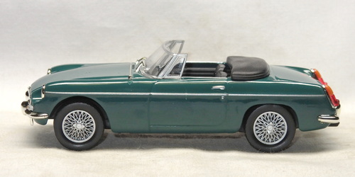 MG MGB ROADSTER 2