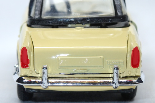 TRIUMPH TR5 2