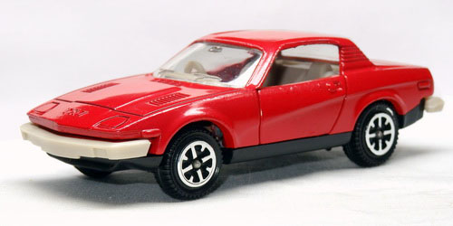 TRIUMPH TR7