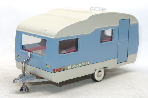 SPRITE MUSKETEER CAMPING TRAILER