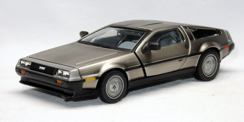 DELOREAN DMC-12