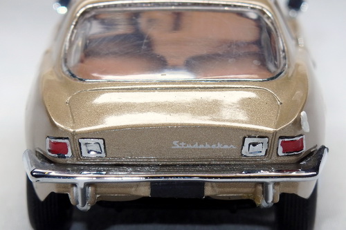 STUDEBAKER AVANTI 2