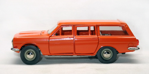 1207-10 箱違い ヴィンテージ 1970年代 旧ソ連製 ミニカー CCCP