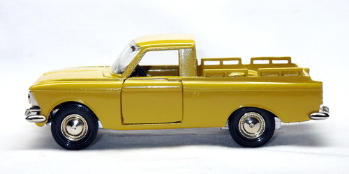 MOSKVITCH PICKUP 2