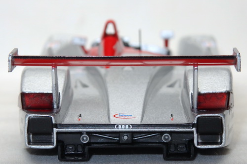 AUDI R8 #8 LE MANS 2000 WINNER 2