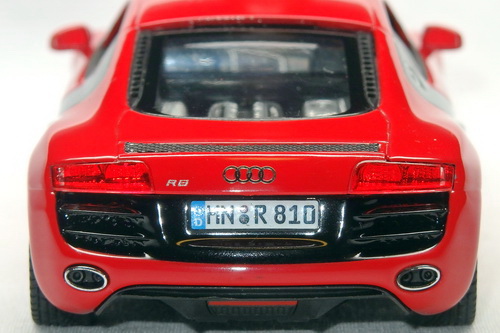 AUDI R8 V10 2