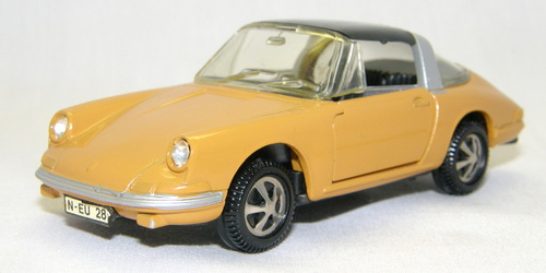 PORSCHE 911 TARGA