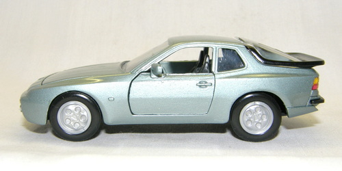 PORSCHE 944 TURBO 2