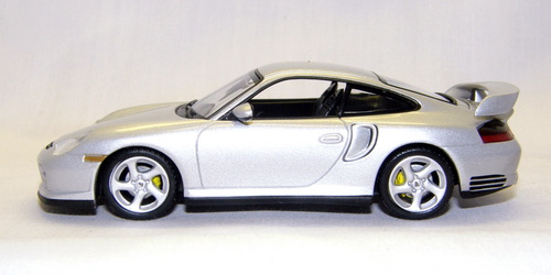PORSCHE 911 (996) GT2 2
