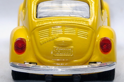 VOLKSWAGEN BEETLE 1303S 4