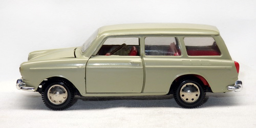 VOLKSWAGEN 1600 VARIANT (TYPE 3) 2