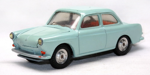 VOLKSWAGEN 1500 (TYPE 3) 7