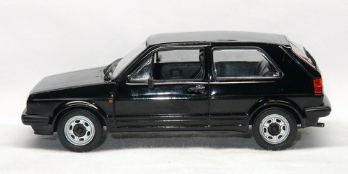 VOLKSWAGEN GOLF II GTi 4