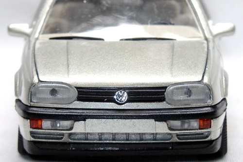 VOLKSWAGEN GOLF III 1