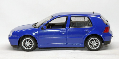 VOLKSWAGEN GOLF IV GTI