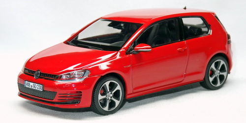 VOLKSWAGEN GOLF VII GTI