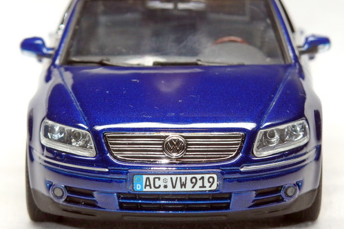 VOLKSWAGEN PHAETON 1