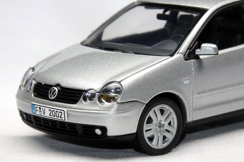 VOLKSWAGEN POLO IV 3