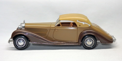 MERCEDES-BENZ 540K ROADSTER 14