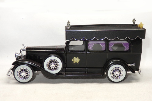 GM CADILLAC HEARSE 2