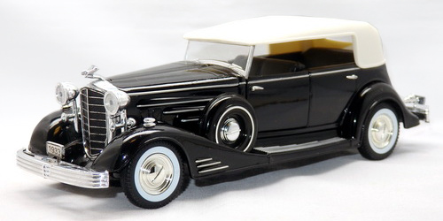 GM CADILLAC 452C V16 PHAETON FLEETWOOD