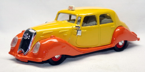 PANHARD DYNAMIC TAXI 1