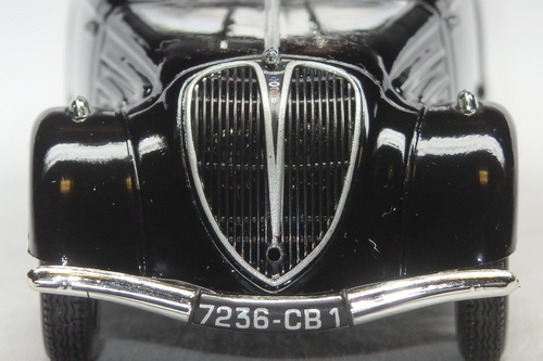 PEUGEOT 402 1