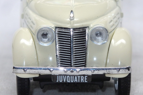 RENAULT JUVAQUATRE BREAK 3