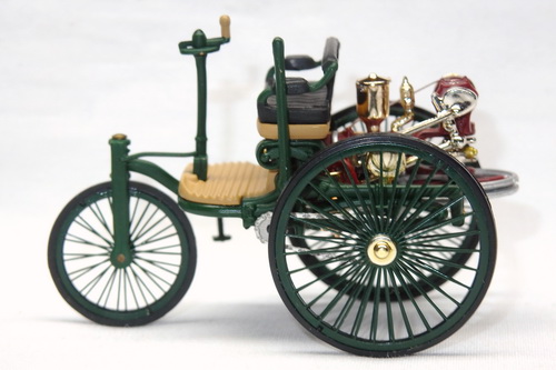 BENZ PATENT MOTOR-WAGEN 4