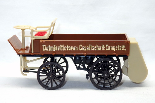 DAIMLER LKW FIRST TRUCK