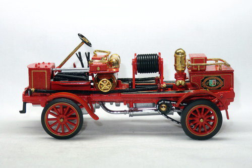 MERRYWEATHER FIRE ENGINE